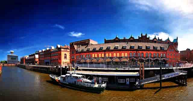 汝州市新体育场有乒乓球台吗